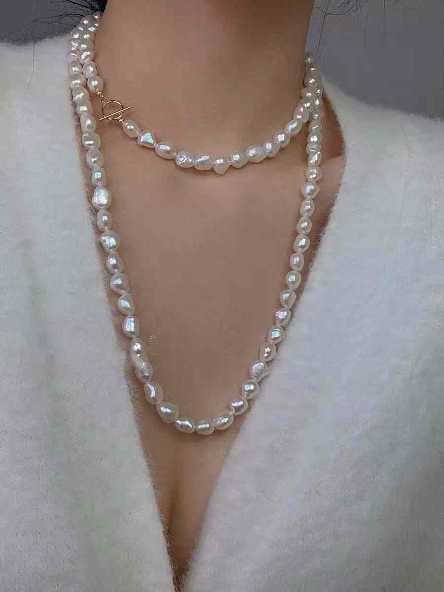 Natural Baroque pearl sweater chain