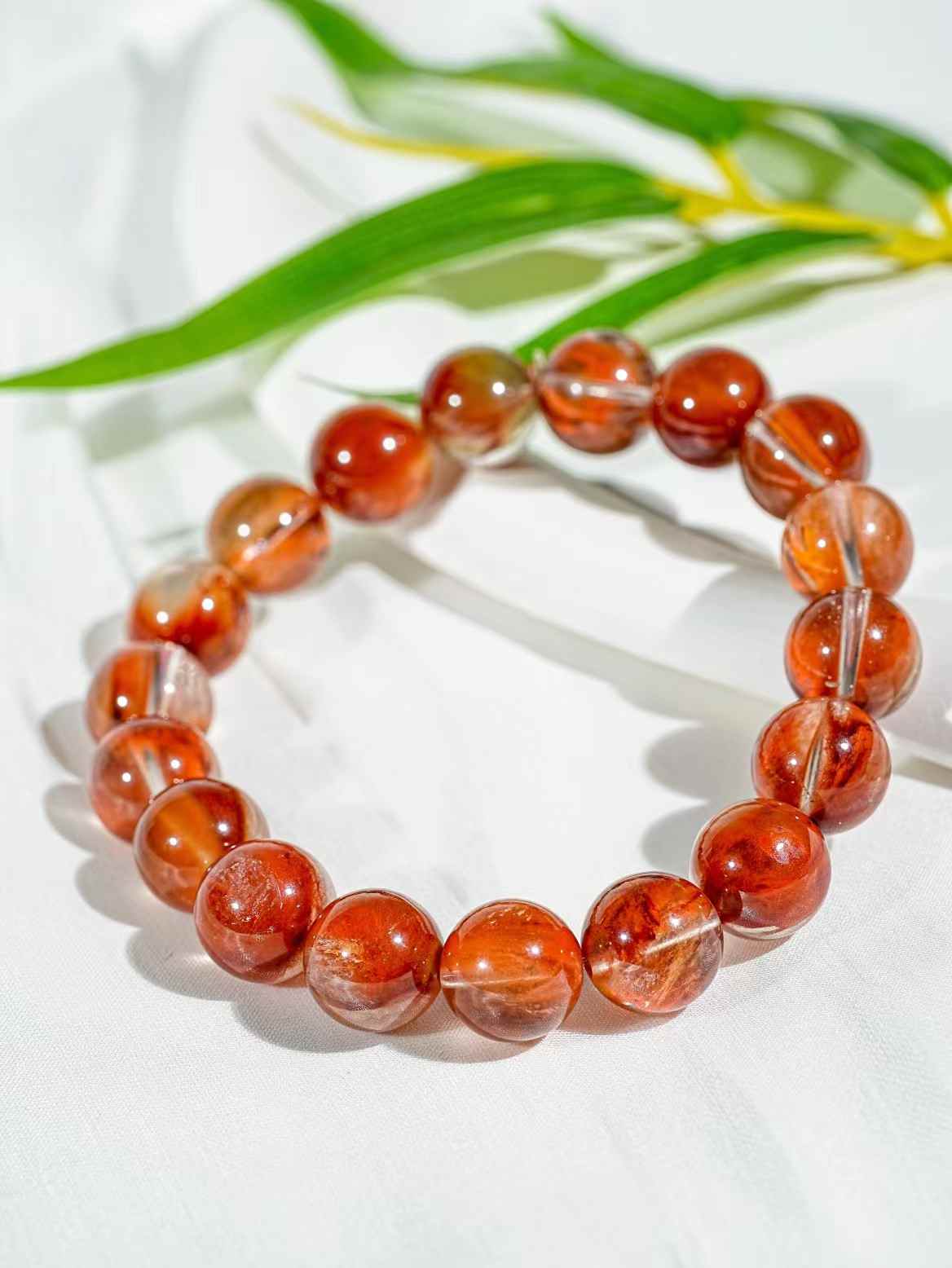 Maple sugar rabbit hair bracelet 11mm