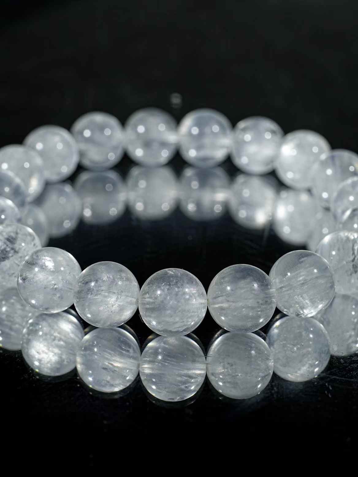 White Moonlight Bracelet 10.8mm