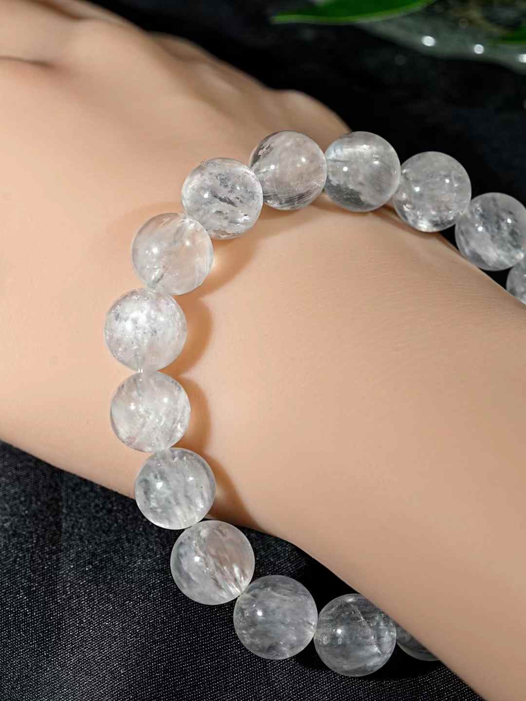 White Moonlight Bracelet 10.8mm