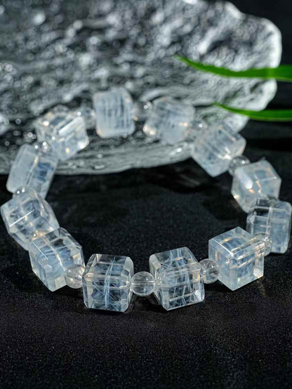 Blue needle sugar cube bracelet 11.8mm